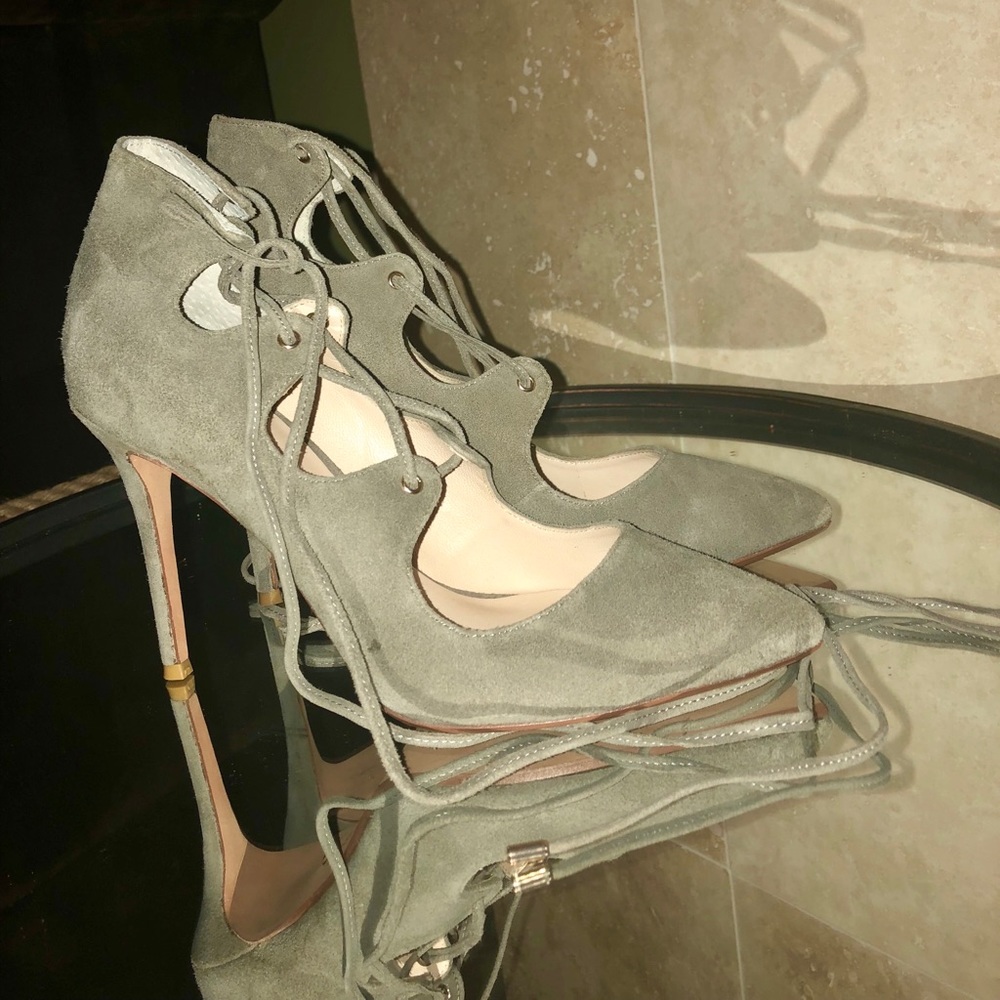 RAYE heels...olive color...adorable
